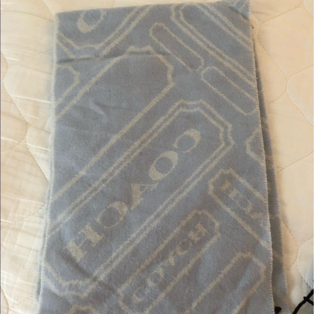 Coach scarf